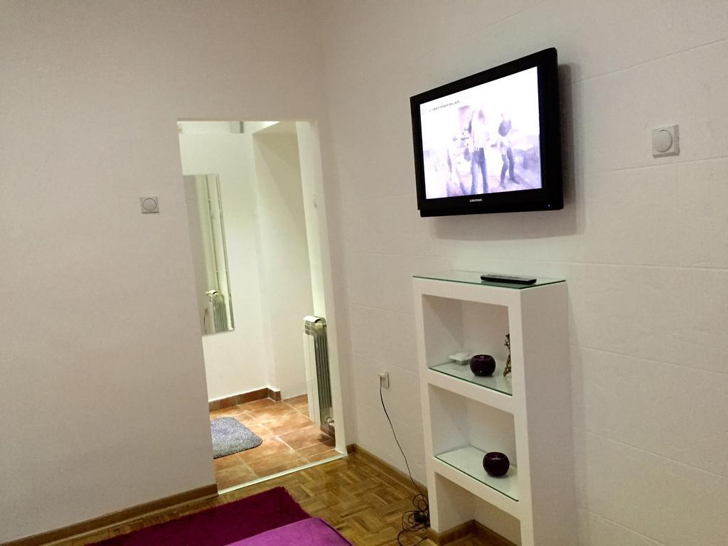 Apartment Mia Belgrad Zimmer foto
